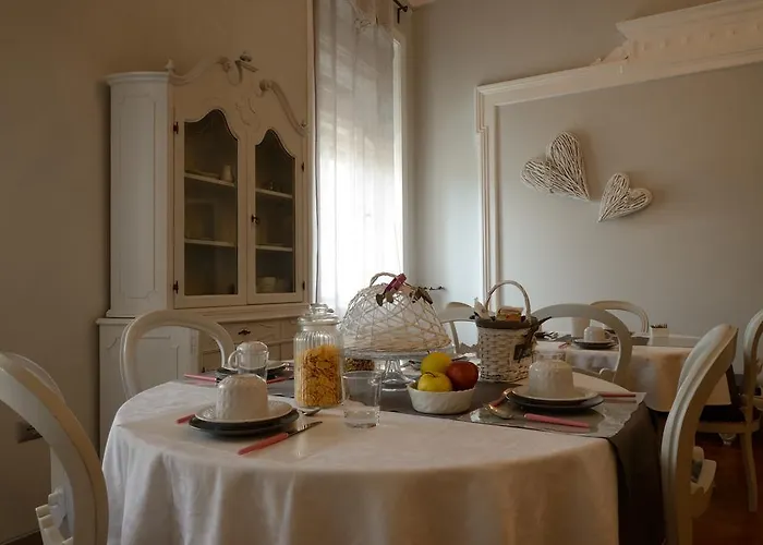 Le Cupole Di بيت ضيافة