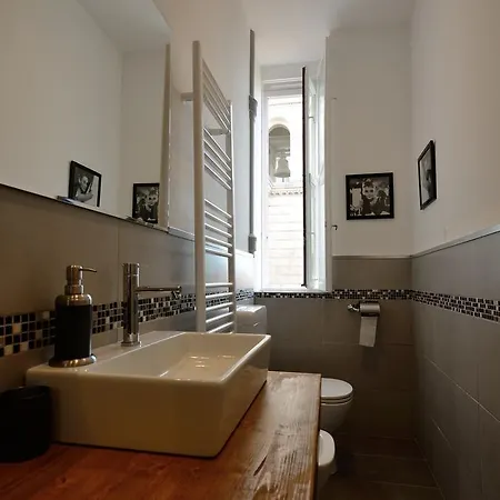 Gasthuis Residenza Degli Artisti - La Maison Triëst
